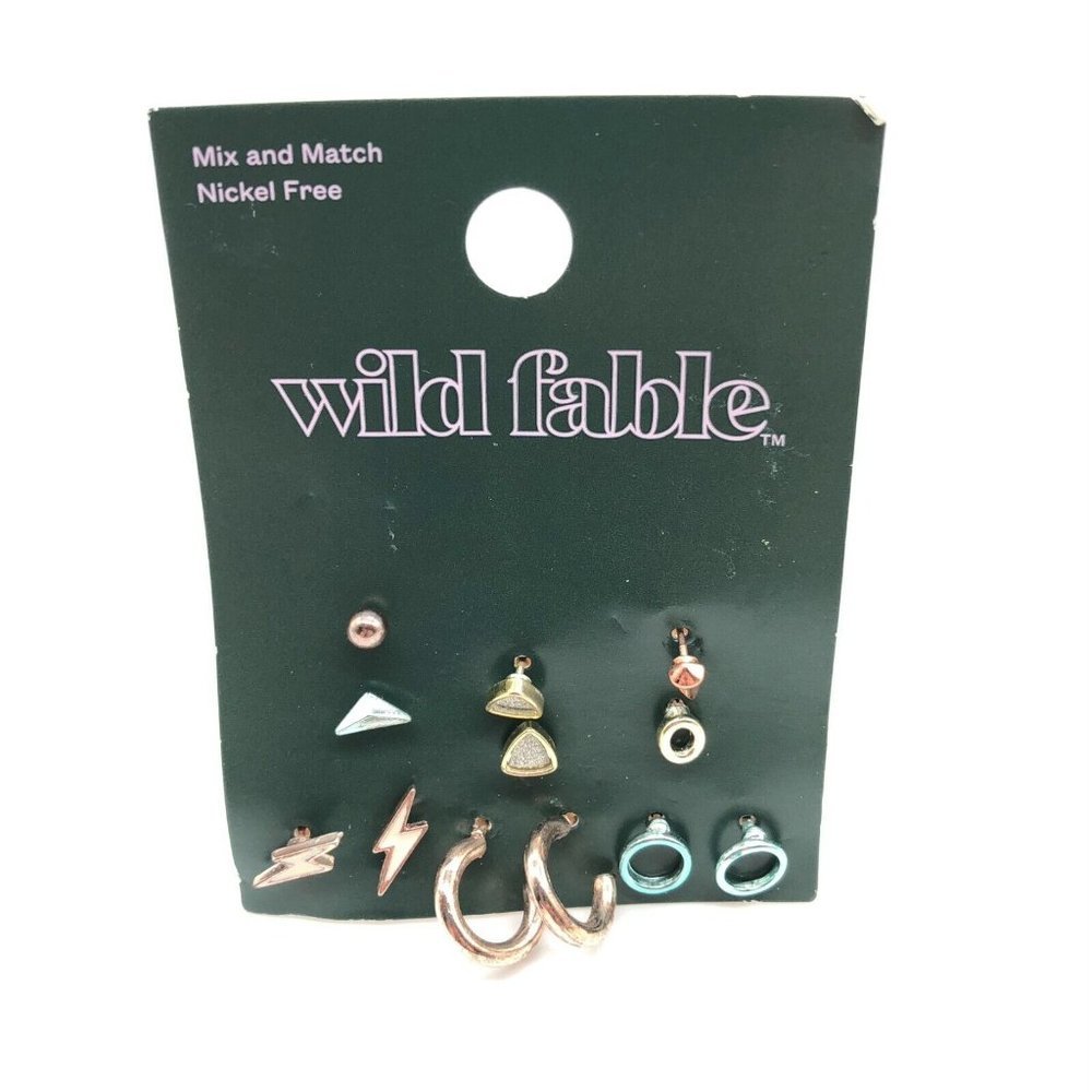 Wild Fable Stud Earrings Set Mix Match Hoops Accent Lightning Gold Tone 11$